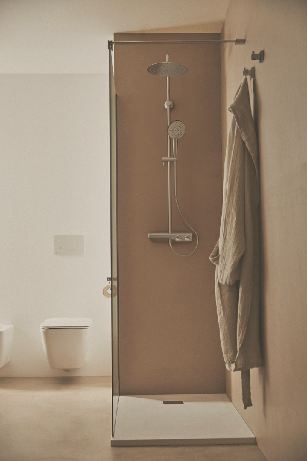 Ideal Standard showers combine safety, performance and style.